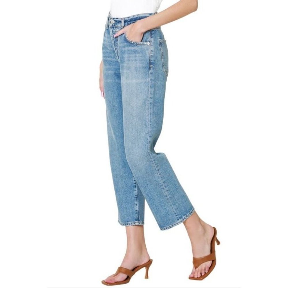 Citizens of Humanity Emery Crop Relaxed Straight Jeans in Old Blue Size 32 NWT - Picture 3 of 8